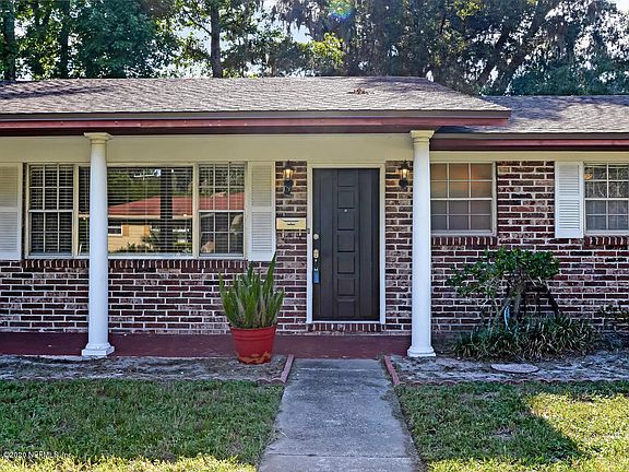 3rd image of 8470 Lynda Sue Ln W