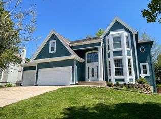 9431 N Flora Ave, Kansas City, MO 64155