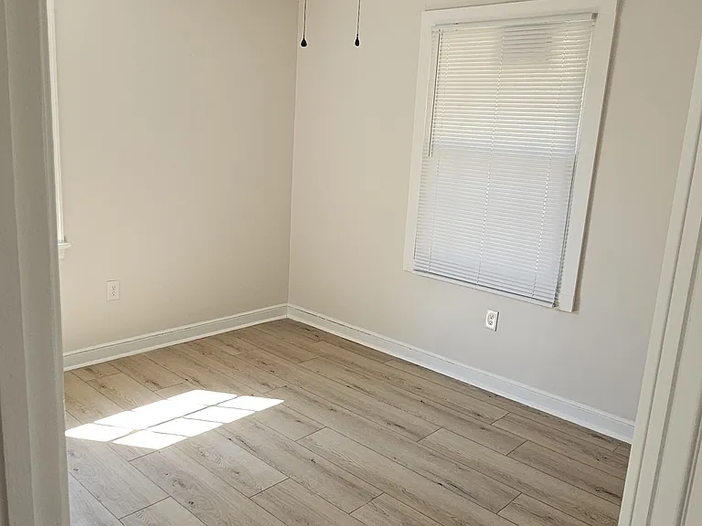 3820 Montgomery Ave — Photo 12