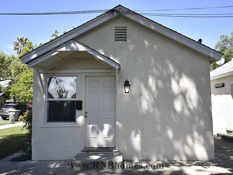 751 5th St — Photo 3