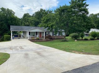 1425 Orphanage Rd, Danville, VA 24540