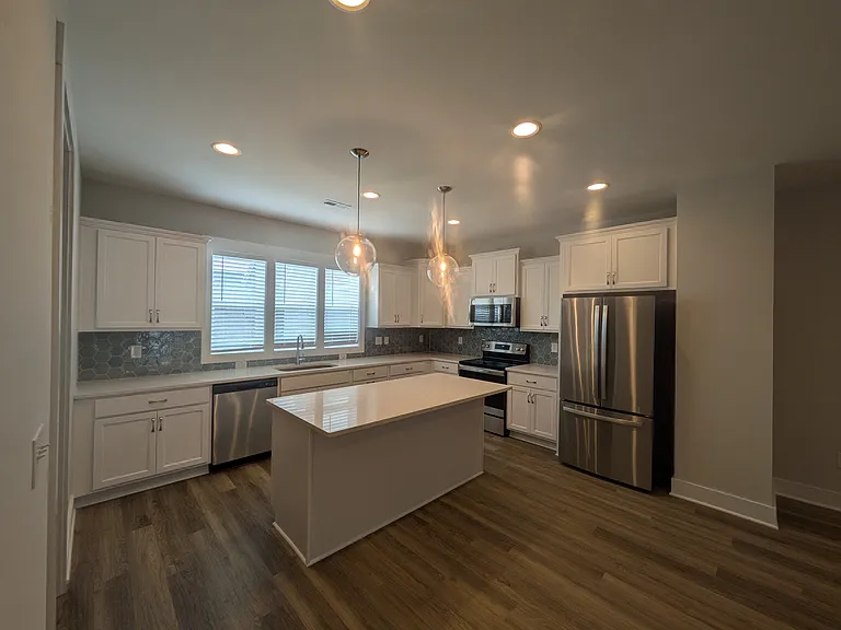 2104 Big Falls Dr — Photo 6