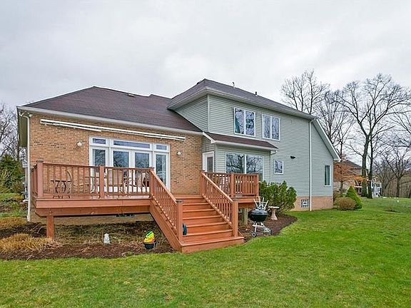 4th image of 3255 Fawnway Dr