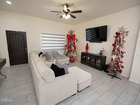 3rd image of 1427 Calle Tordo