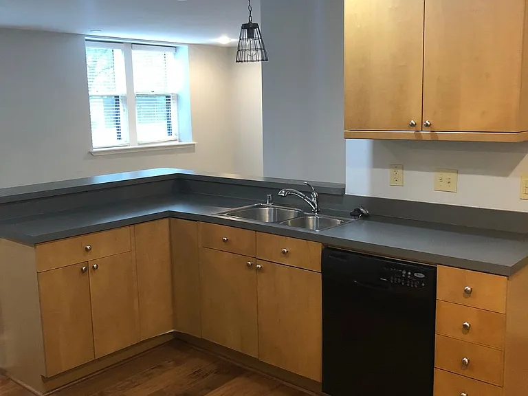 803 E 6th St #103 — Photo 1