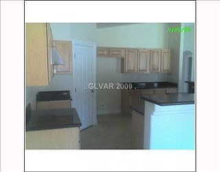 4th image of 10231 Lazy Bear St