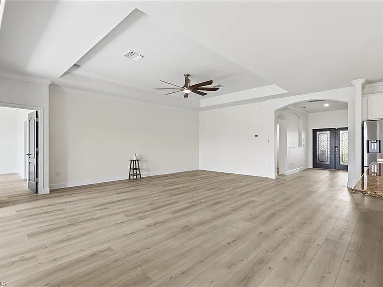 2290 Vermont Ln — Photo 11