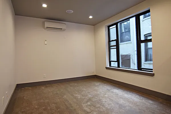 Rented by Coda Real Estate NYC | media 40