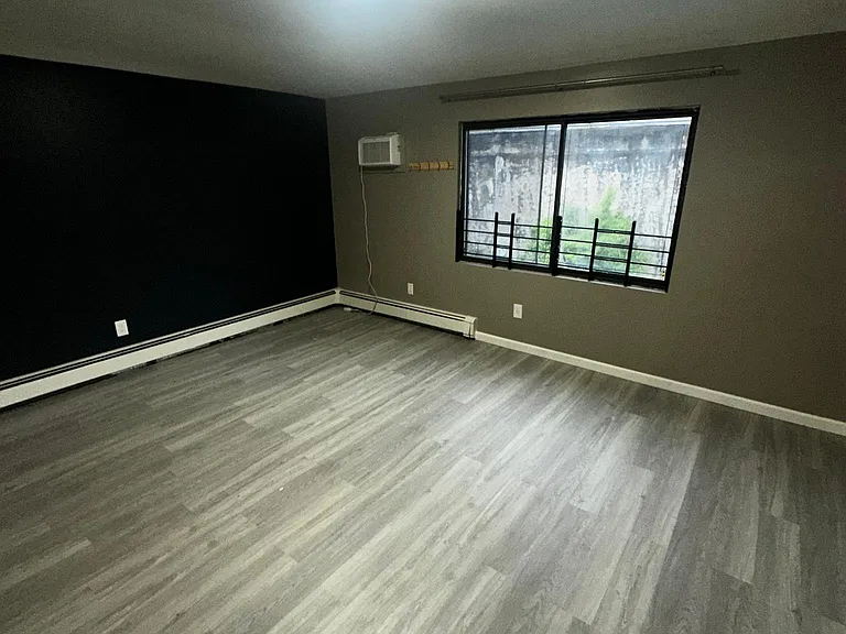 446 Clifton Ave #2 — Photo 13