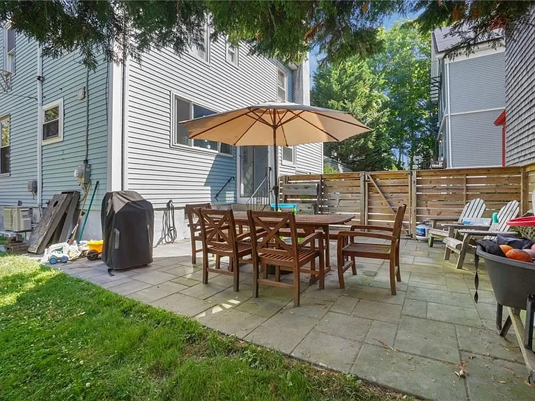 2 Channing Pl — Photo 7