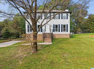 124 Milgray Ln, Calera, AL 35040