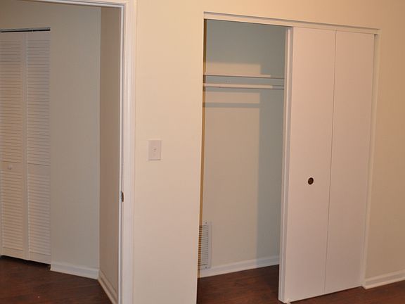 4th image of 3600 S Wood St APT 3R