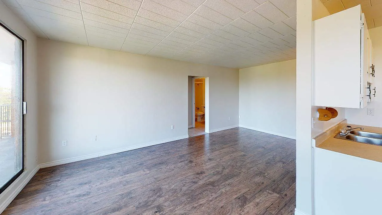 2 bed, $1,445 — Photo 4