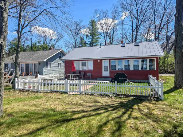 201 Hillside Ave, Prudenville, MI 48651