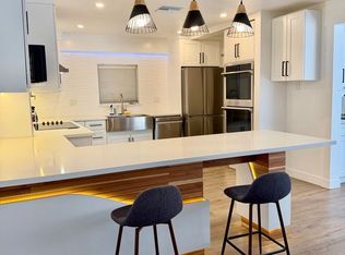 20457 Eccles St, Winnetka, CA 91306