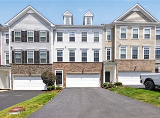 2263 Flint Dr, Washington, PA 15301