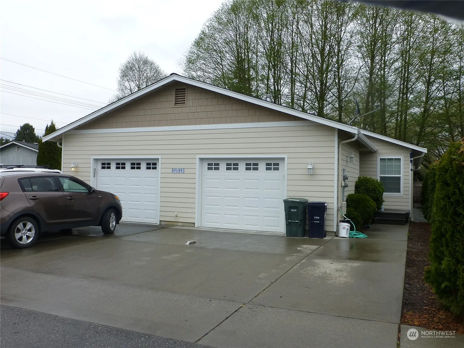893 Cook Road photo 1