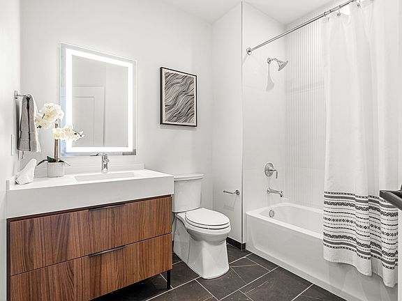 5th image of 1515 Commonwealth Ave #311