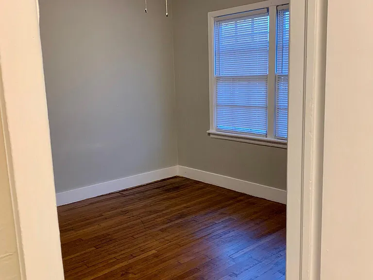 2022 NW 24th St #2022 — Photo 10