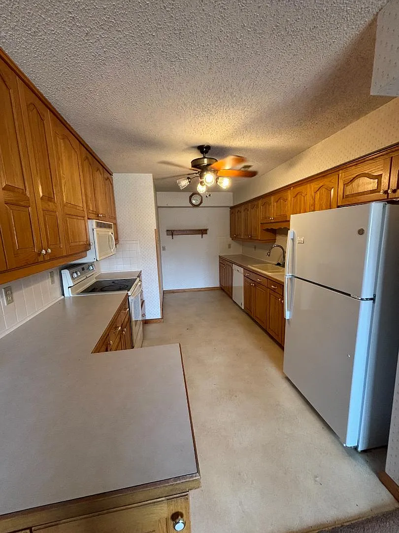 3200 W 22nd St - 3200 W. 22nd St. — Photo 3