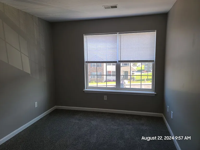 370 Viewpoint Way — Photo 33