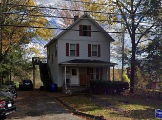 480 S Pleasant St #1&2, Amherst, MA 01002