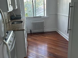 0 5th St #2, Oceanside, NY 11572