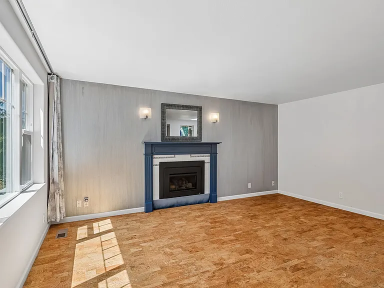 5611 145th St SW — Photo 4