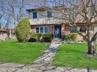 702 Christopher Ct, Brick, NJ 08724
