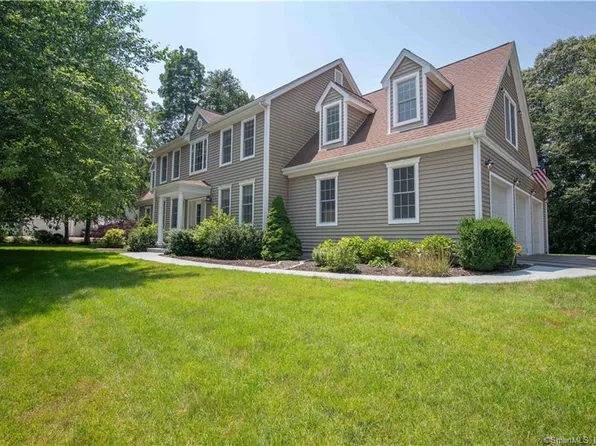 57 Oxford Court, Groton, CT 06355