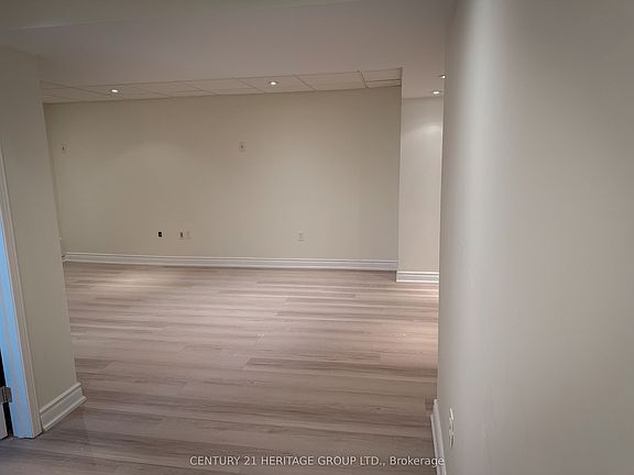 5th image of 11 Birdsong St