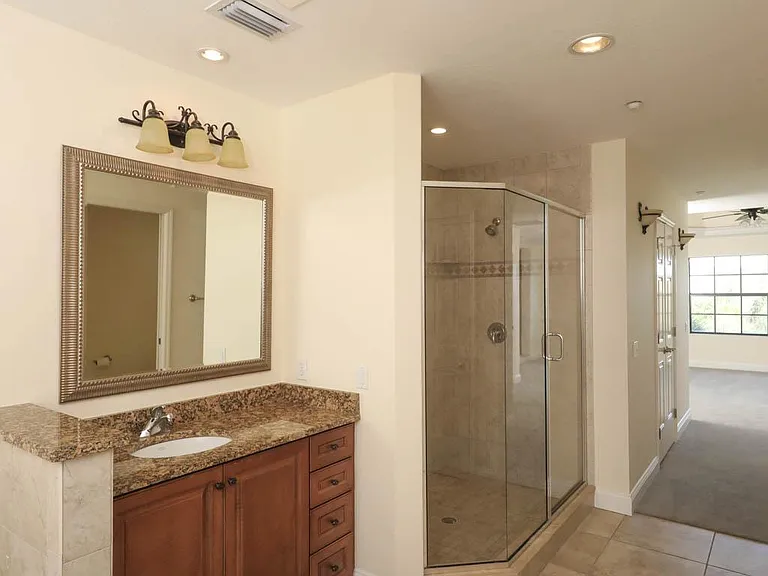 7612 Lake Vista Ct #308 — Photo 5
