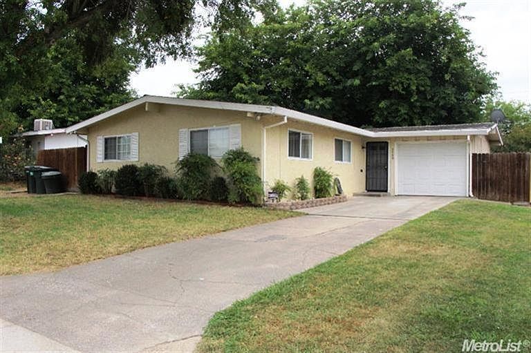 1st image of 3720 Floral Dr