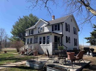 8855 N Five Corners Rd, Lena, IL 61048