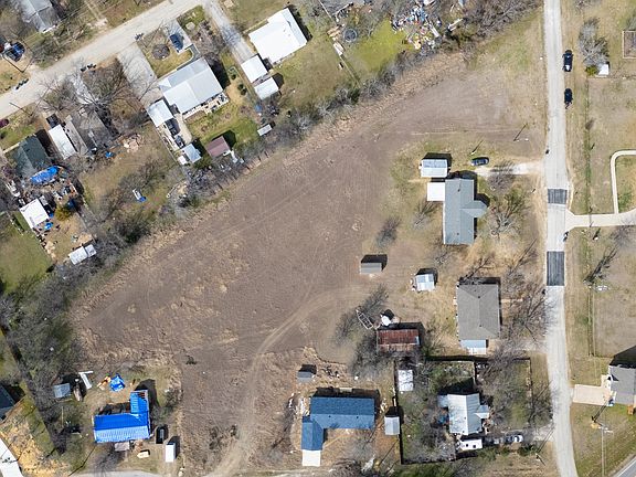 4th image of 198 Bishop St