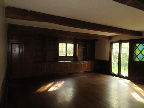 3rd image of 20445 Arcadian Ct