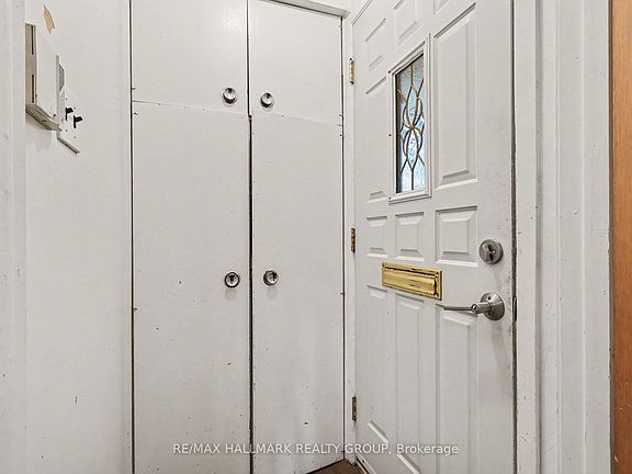 3rd image of 173 Wingham Pl