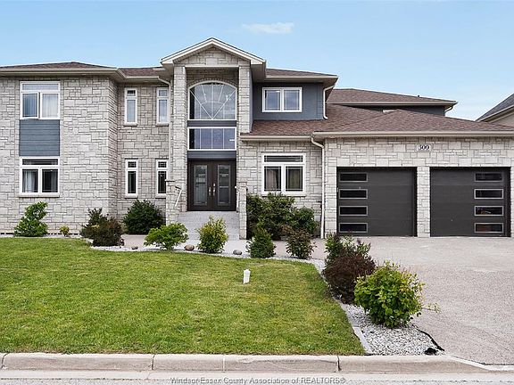 2nd image of 300 Shoreview Cir