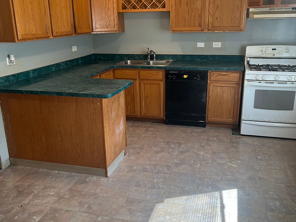 1st image of 2165 W 171st St