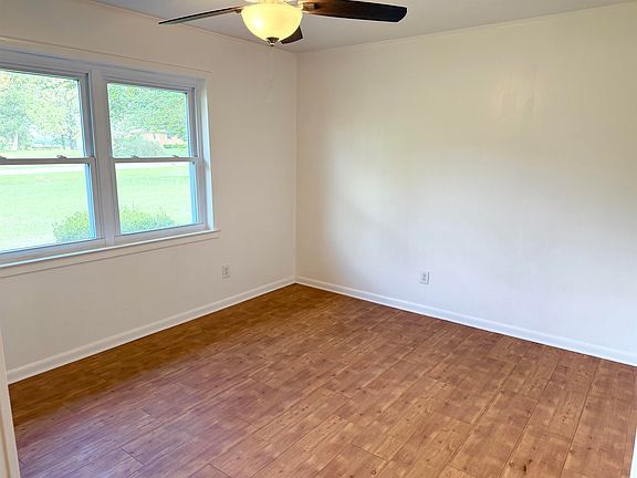 5th image of 23390 Opine Rd