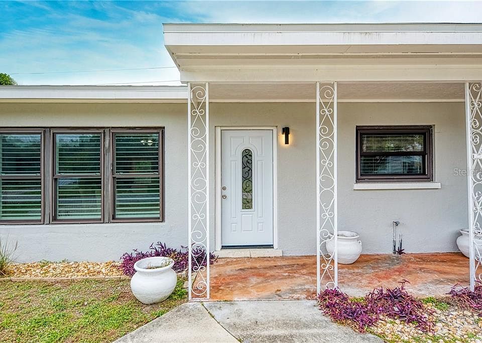 1st image of 1780 Banyan Dr