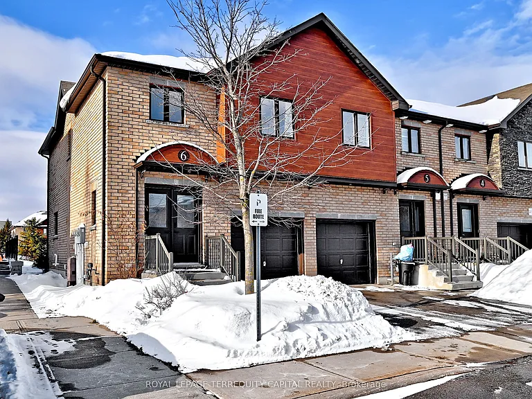 31 Madelaine Dr #6 — Photo 2