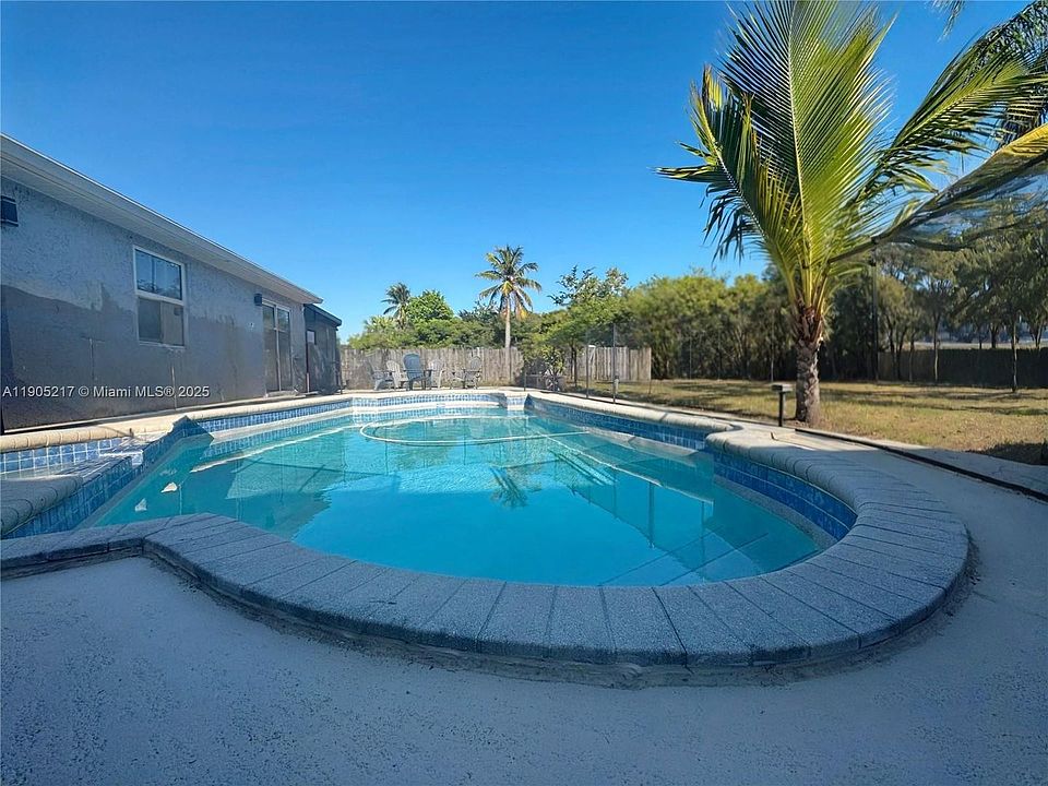 1st image of 15916 E Wind Cir #1