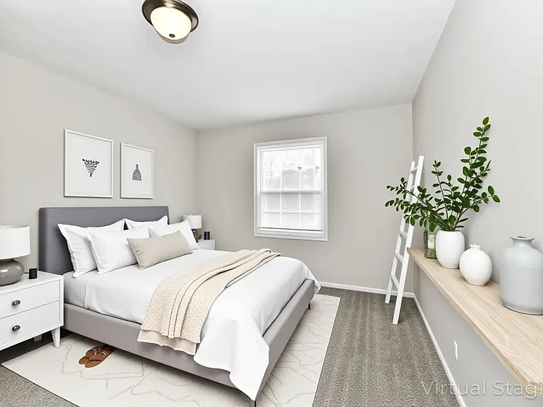 Park Lane Apartments — Photo 17