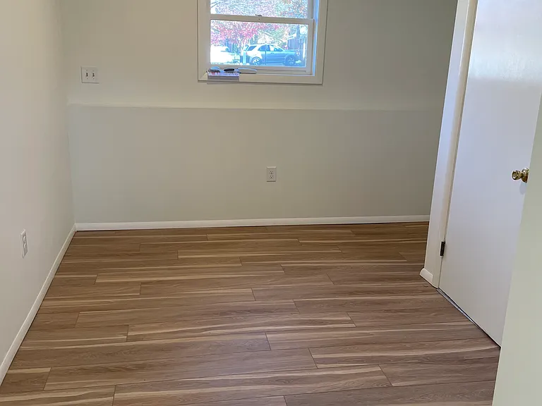97 Meadowbrook Dr — Photo 18
