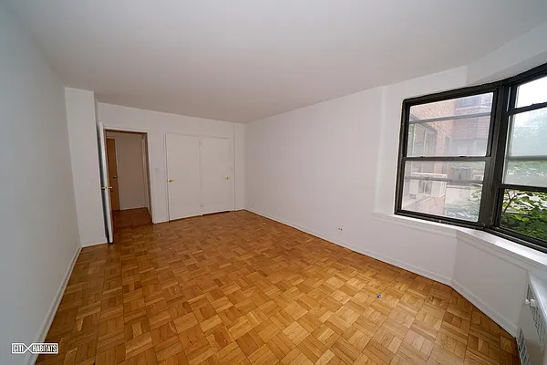 Rented by Citi Habitats | media 10