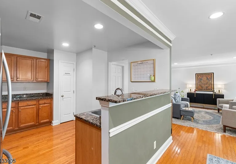 162 Blue Heron Dr — Photo 8