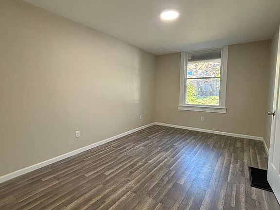 5th image of 3421 Price Ave