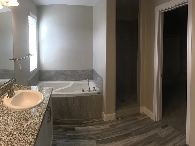 2520 Blackhawk Dr #70 — Photo 18