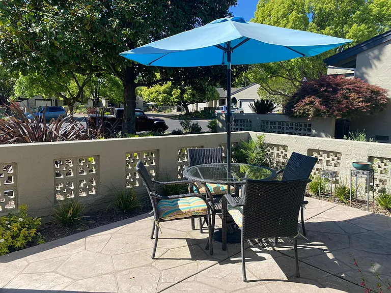 208 Vista Ct #208 — Photo 25